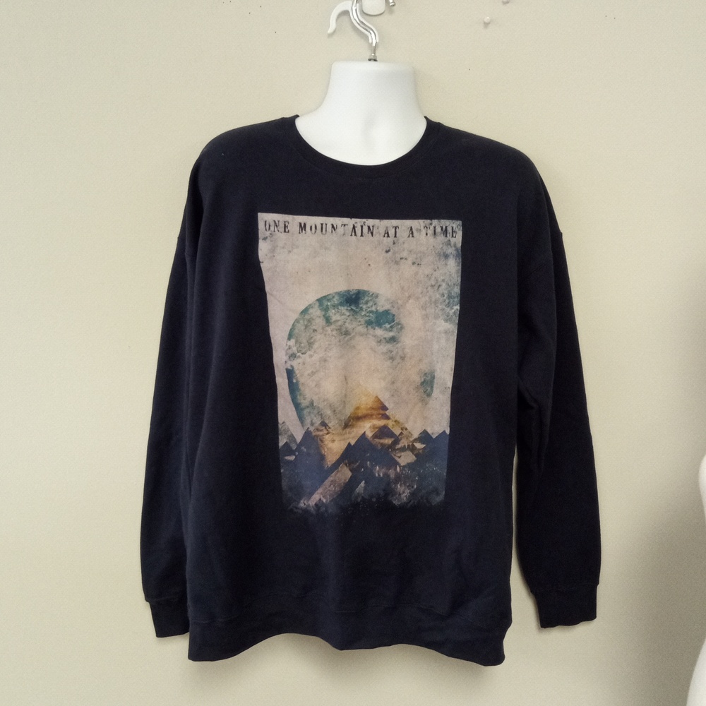 Tultex Design by Humans Men's Sweatshirt Size XL